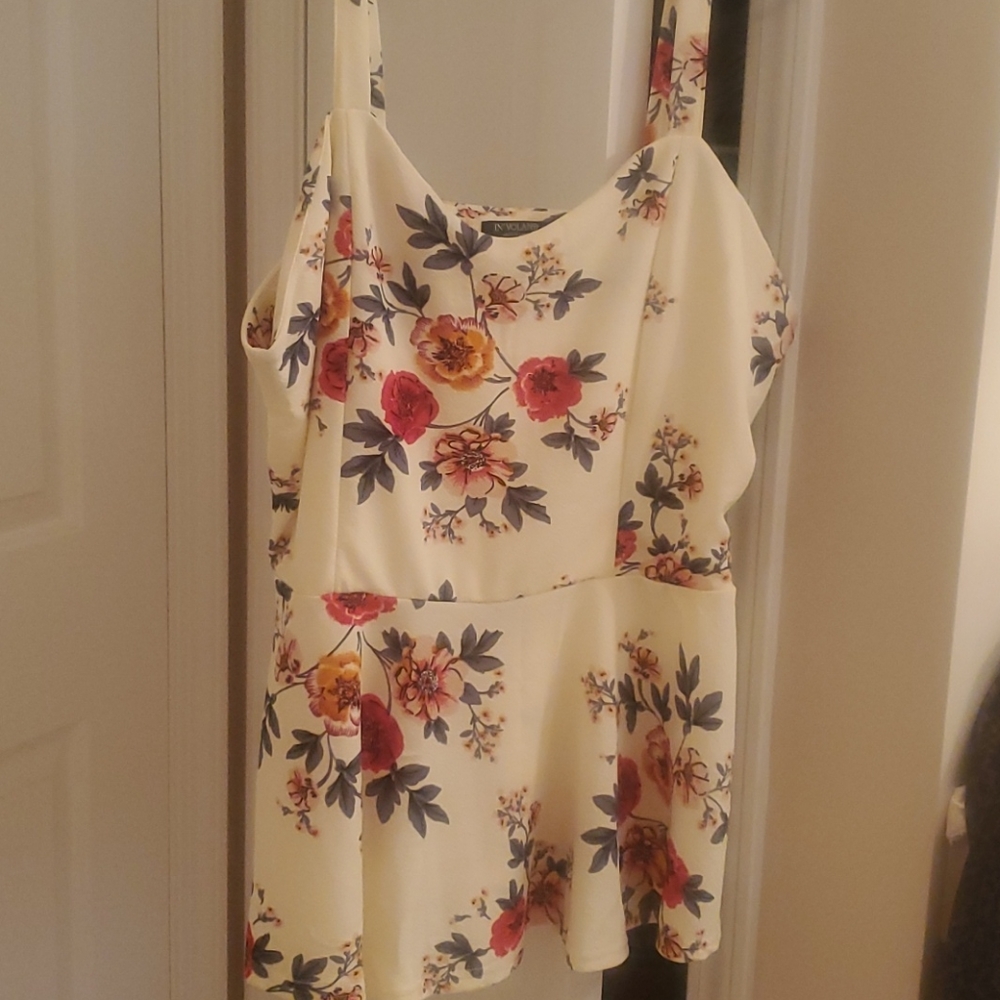 Top brand new never worn